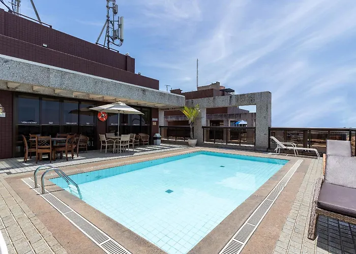 Apartamento Moderno em Prédio à Beira-mar na Praia de Ipanema